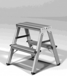 Стремянка 2 ступени двухсторонняя Новая Высота